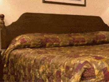 Country Hearth Inn & Suites Віллард Екстер'єр фото
